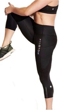 Peloton Black Cropped High-Waist Workout Leggings